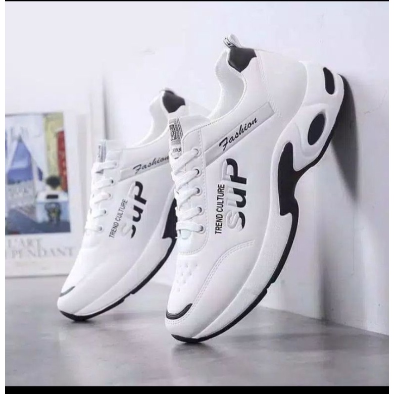 SEPATU SNEAKER PRIA SUP