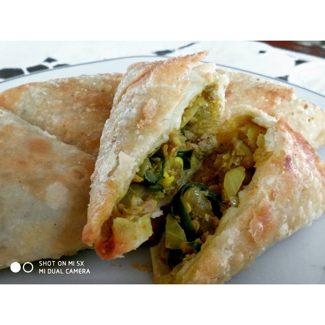 

Sambusa daging rempah