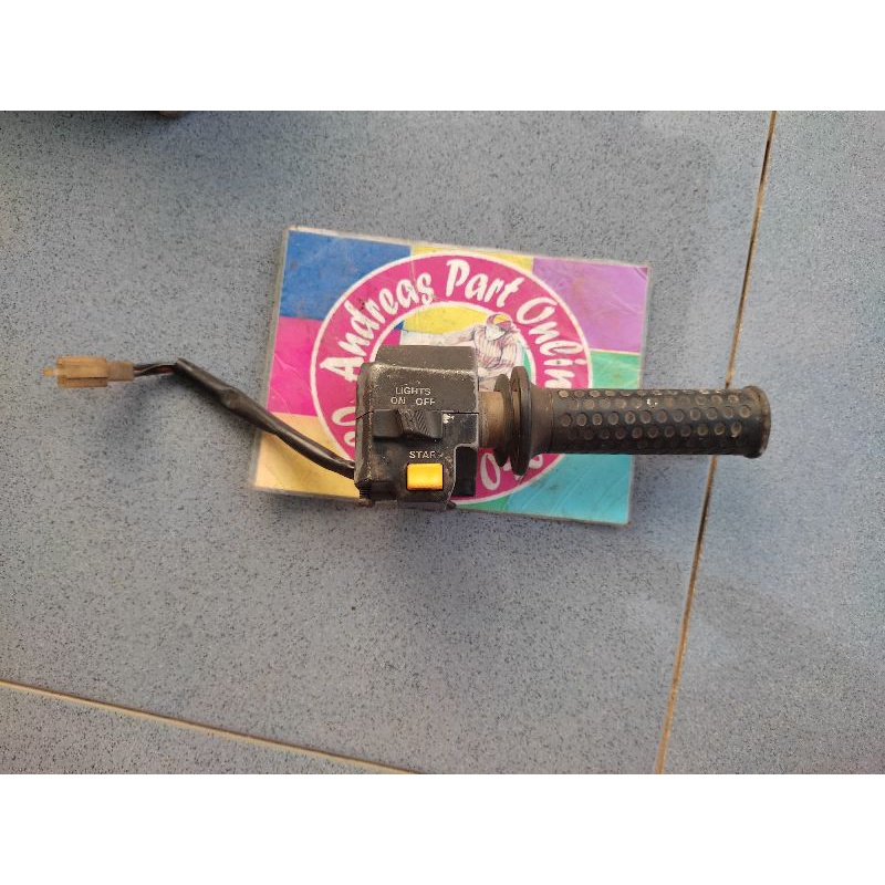 holder kanan fizr f1zr fiz force 1 original bekas copotan