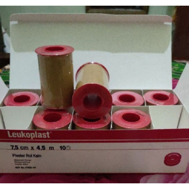 plester roll kain leukoplast ukuran 2.5 cm x 4,5m