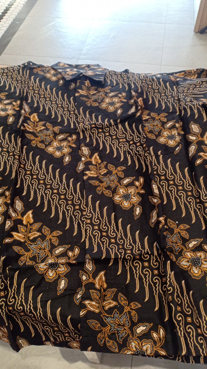 Blouse Kancing Wanita Terbaru (diskon) Realpick Sesuai Gambar.batik Pekalongan.bisa Cod Bahan Katun