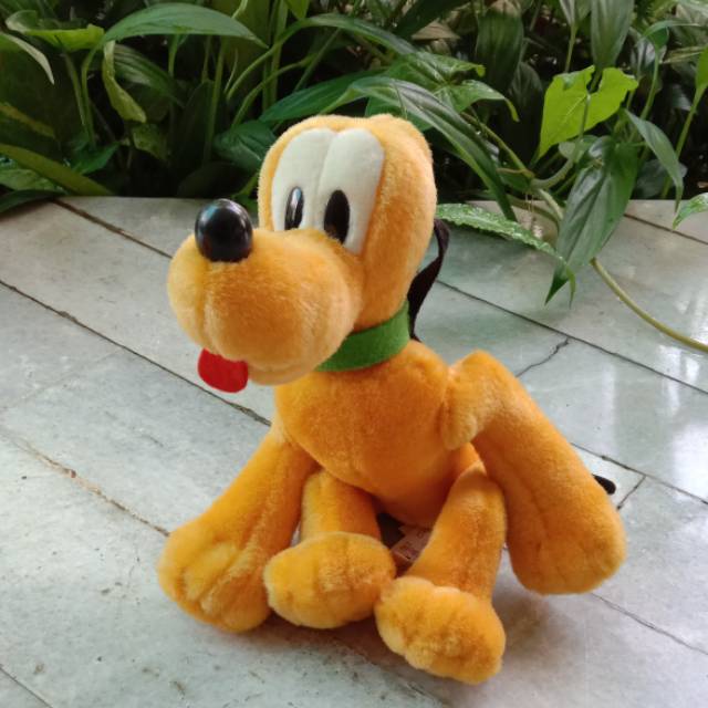 Boneka Pluto