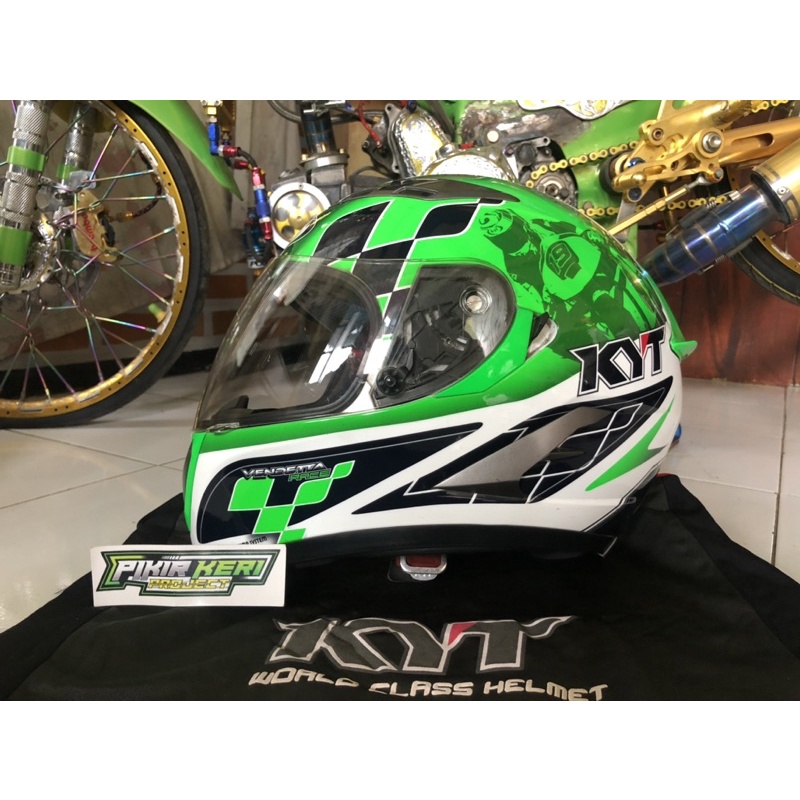 Helm Full face KYT Vendeta ORI 100% 2 GP CRUISE, SECOND Fluo Full FACE  Vendetta Ringan