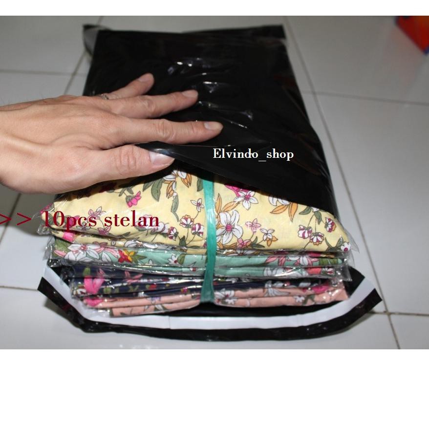 

Bagus Banget Perekat lem/polymailer 35x50cm isi 50pics plastik packing olshop [[FORSALE]] ✜