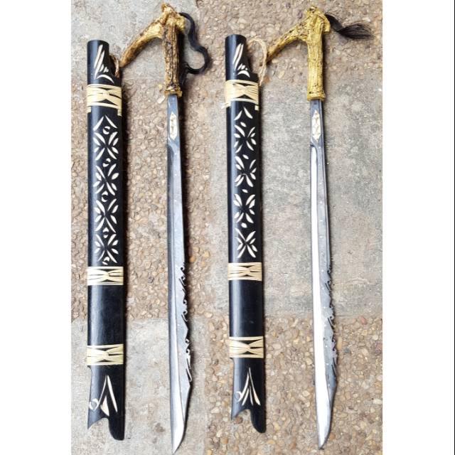 MANDAU KHAS KALIMANTAN