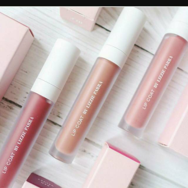 Preloved BLP lipstik lizzie parra type lip coat shade butter fudge. Warna coklat nude