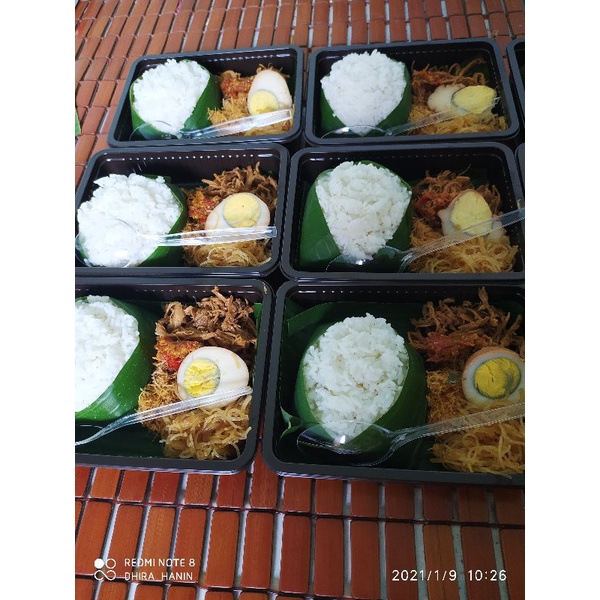 

Nasi krawu ayam pack ekonomis