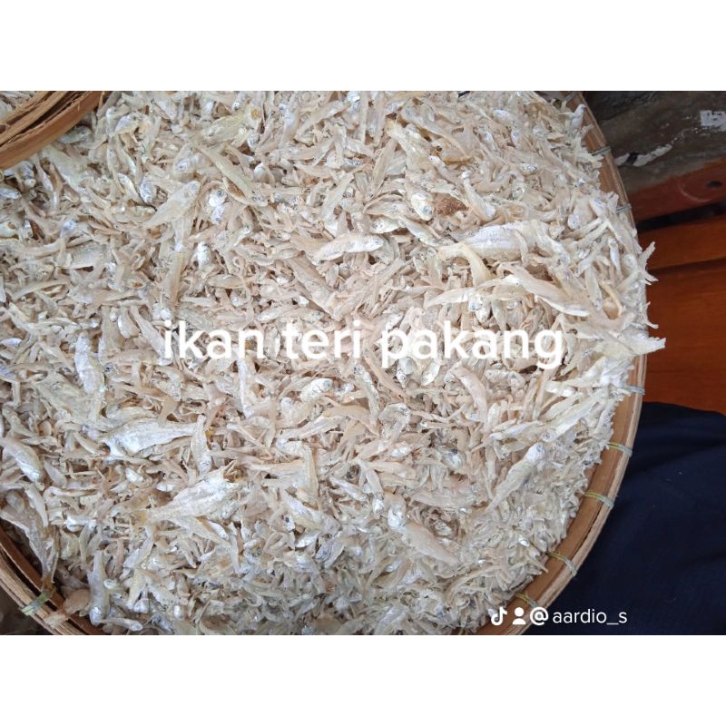 

Ikan teri pakang 100 gr