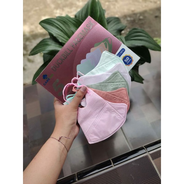 DUCKBILL FACE MASK CAREION GARIS HITAM & PUTIH 1BOX ISI 50PCS