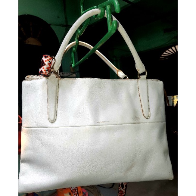 TAS WANITA HANDBAG/ TOTEBAG COACH KULIT PUTIH PRELOVED LENGKAP CREED DAN TAG MADE IN NET