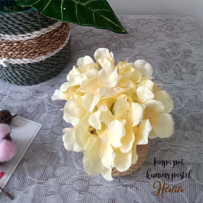 bunga plastik hydrangea/bunga plastik dekorasi/bunga artificial-KUNINGG PASTELL