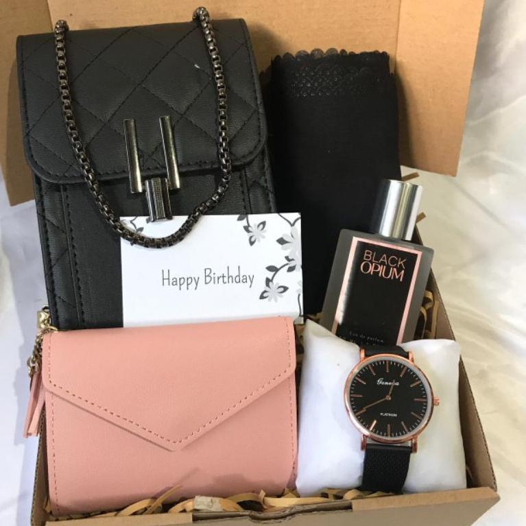 

[Art. Q6263F] kado cewek/Kado anniversary/Kado ulang tahun/Hampers cewek