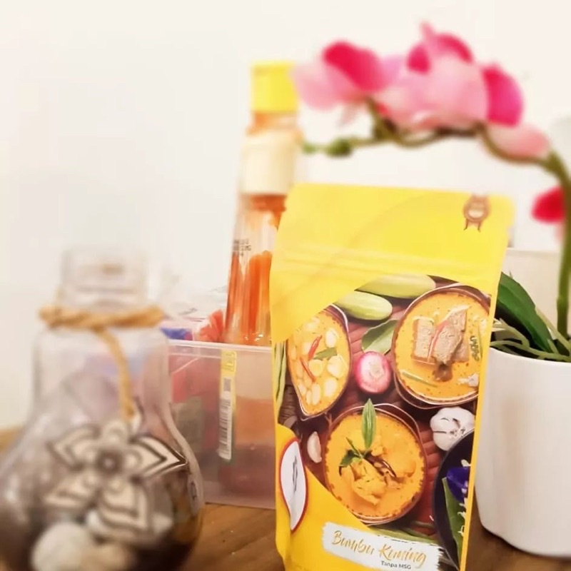 

Bumbu Kuning dan Bumbu Putih