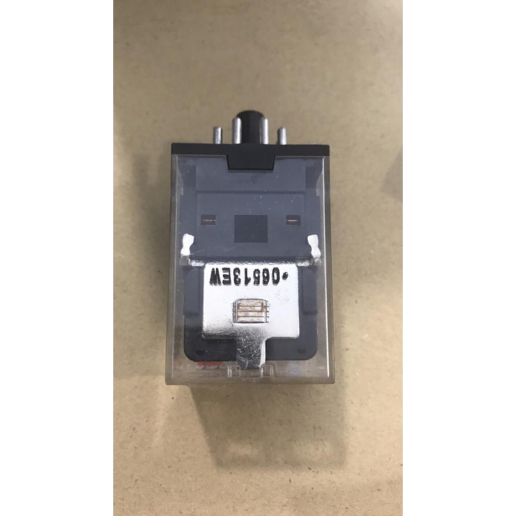 relay omron MK2P 220v