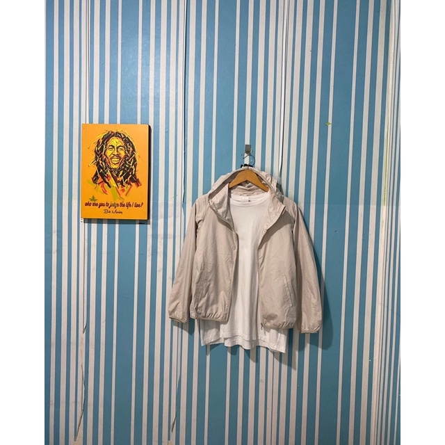 Uniqlo Bone Jaket Parasut Tracker Olahraga Size XS Olahraga sepeda lari  thrift