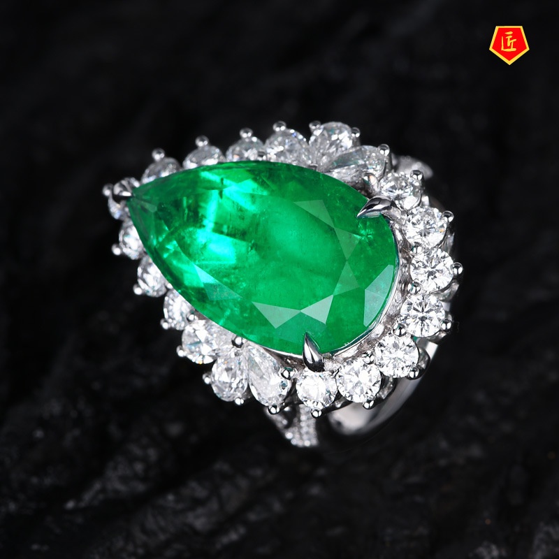 [Ready Stock]Elegant Noble Inlaid Emerald Ring