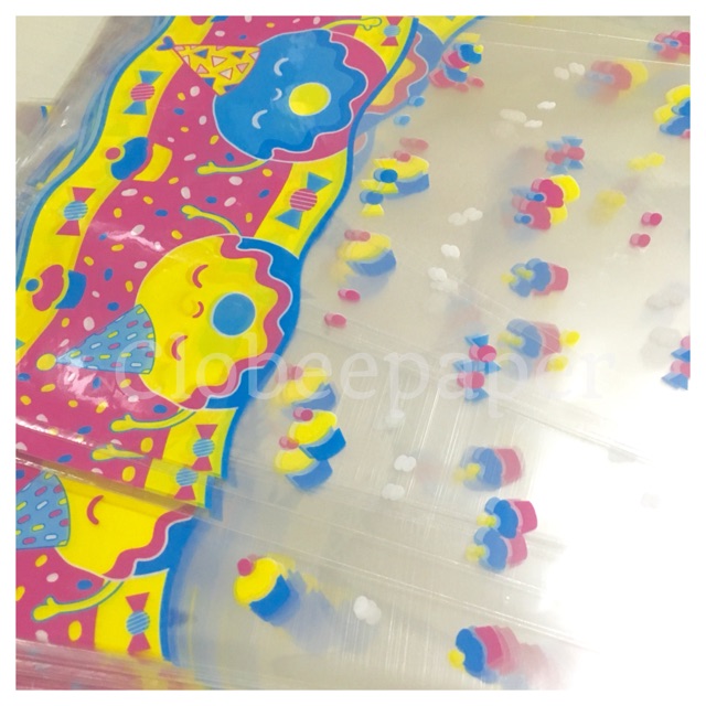 

PLASTIK HAMPERS
