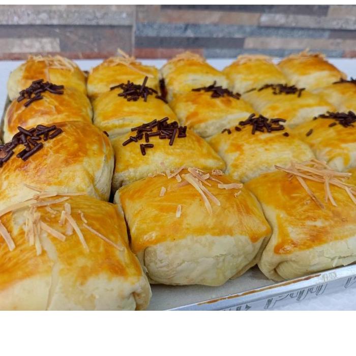 

10.10 Brand Bolen pisang coklat dan Keju !!