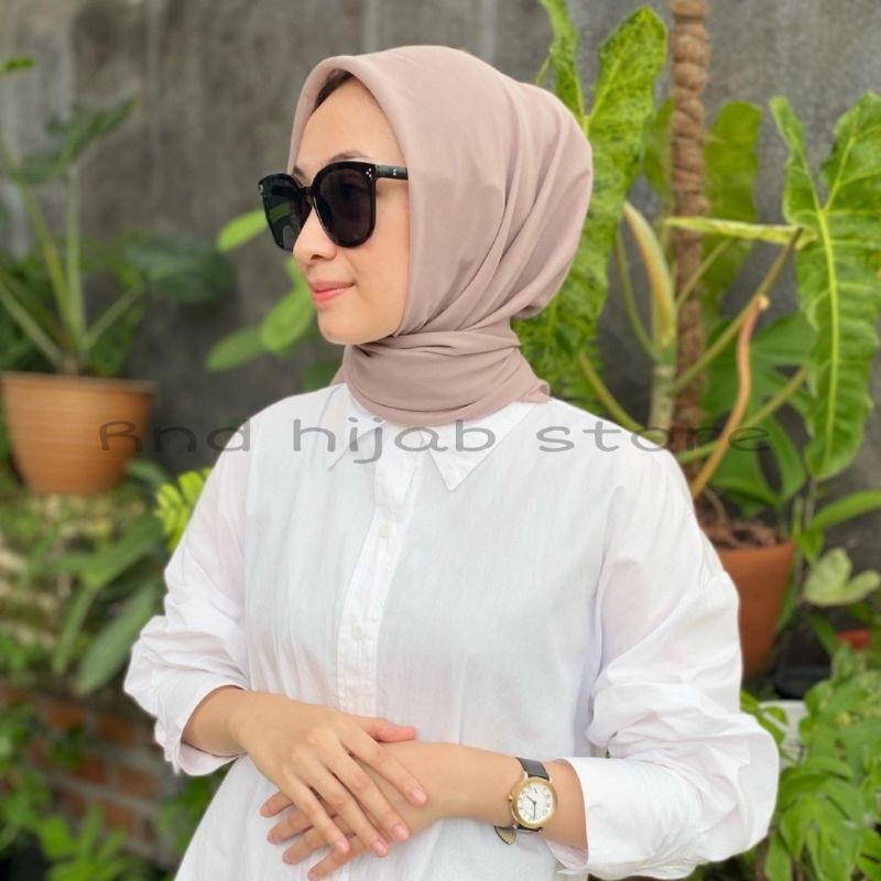 Hijab Segiempat Paris Premium jahit tepi | Red Rose | Varisha | Bintang | Azara-Latte