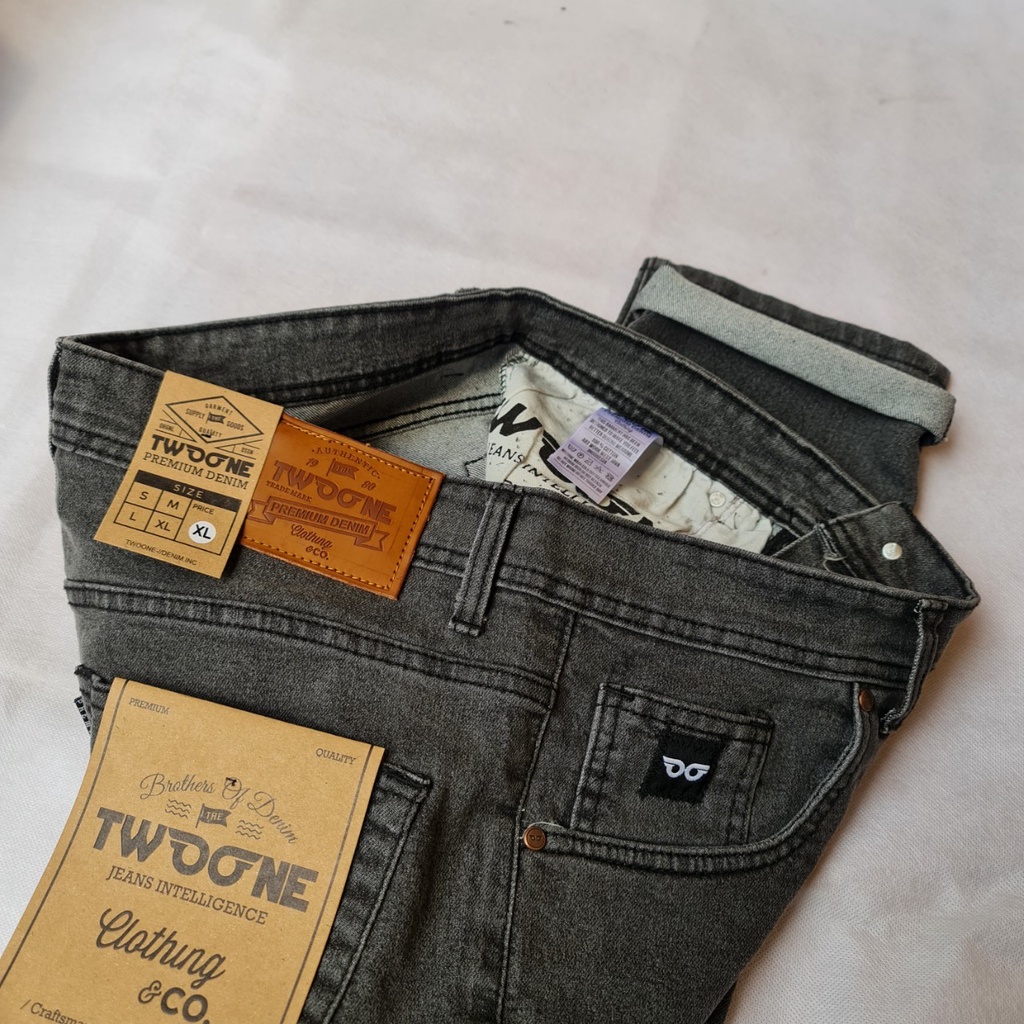 TWO ONE Celana Jeans Pria Panjang Slim Fit Stretch Denim