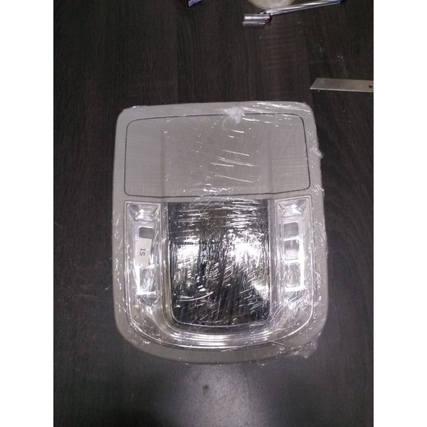 lampu plafon Fortuner vrz original