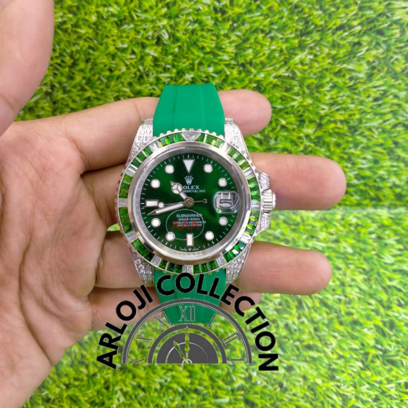 Jam tangan pria rolex "Hulk" submariner Rubber automatic 116610LV  arlojicollection