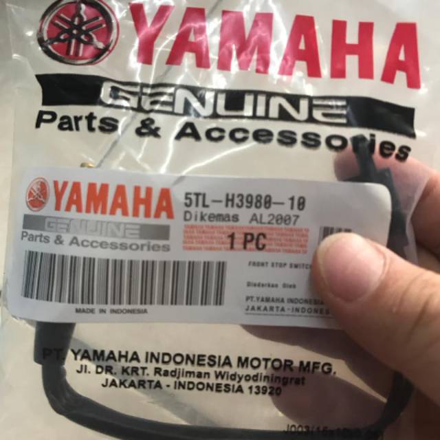 Switch rem kanan depan 5TL H3980 10