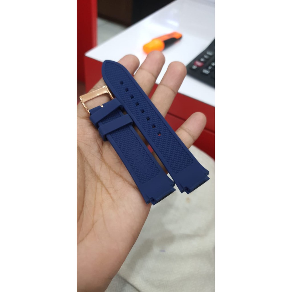JAM TANGAN Tali Karet Rubber Guess Blue W0571L1 W0247G3 Original Pria dan Wanita