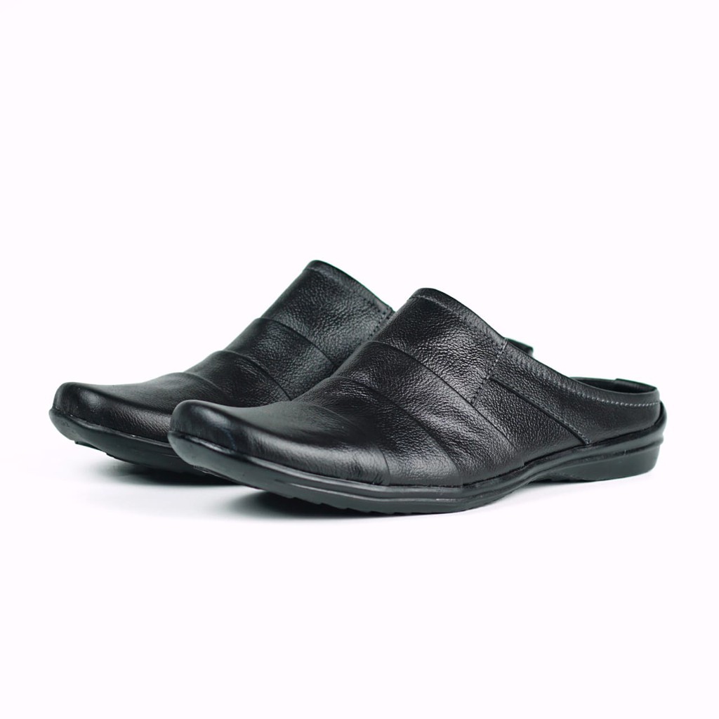 Sepatu Slop Pria Bustong Slip On Kulit Asli AR04