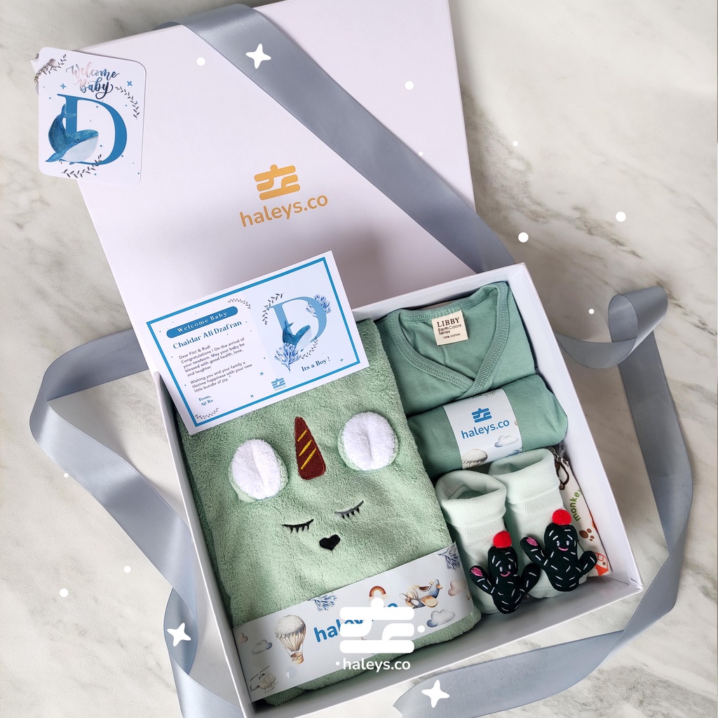 Haleys.co | Kado Bayi Premium Green Asparagus | 0-12 months Boy Girl Hampers | Gift Box Baby | Kado Lahiran | Newborn Hampers | Kado Bayi Laki Laki | Kado Bayi Perempuan | Paket Hampers Baby