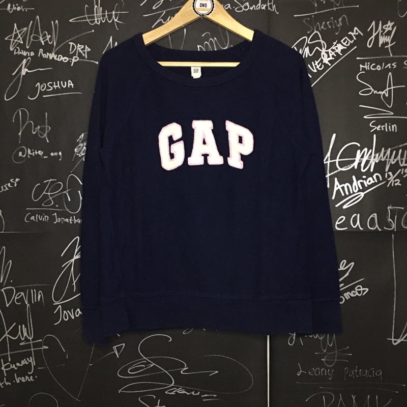 CREWNECK GAP