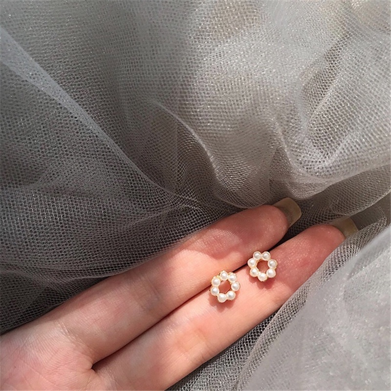 We Flower Simple Chic Small Pearl Stud Earrings for Women Girls Korean Fashion Ear Jewelry