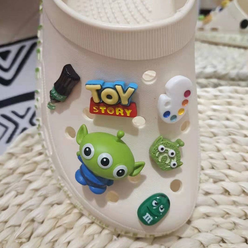 12 Pcs Kancing Sepatu Desain Kartun Toy Story croc / jibz / Button croc / Charm / Buzz Lightyear