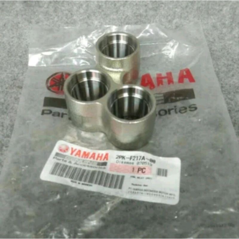 BOS ARM RELAY R15 V3 VVA ORIGINAL YGP part punya 2PK-F217A-00