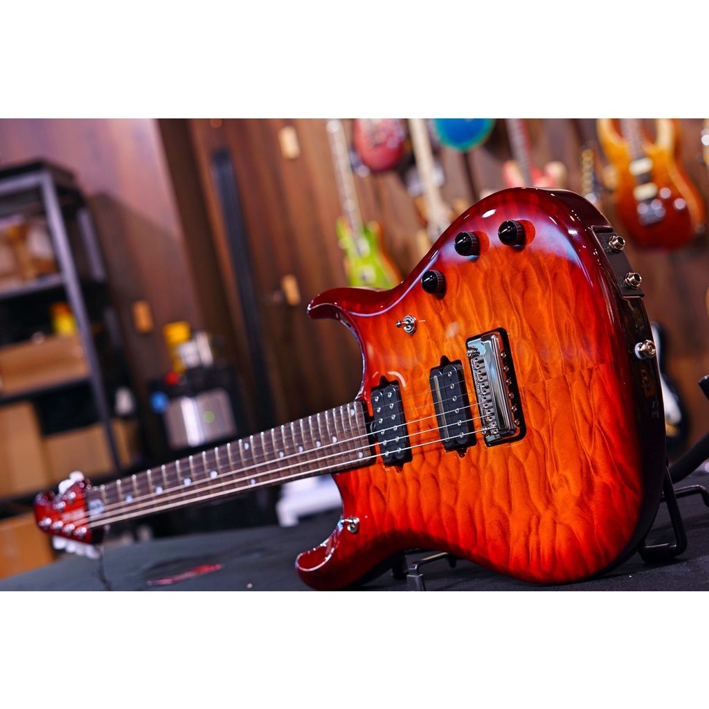 Ernie Ball Music Man John Petrucci JP6 - Dragon Blood Quilt G98456