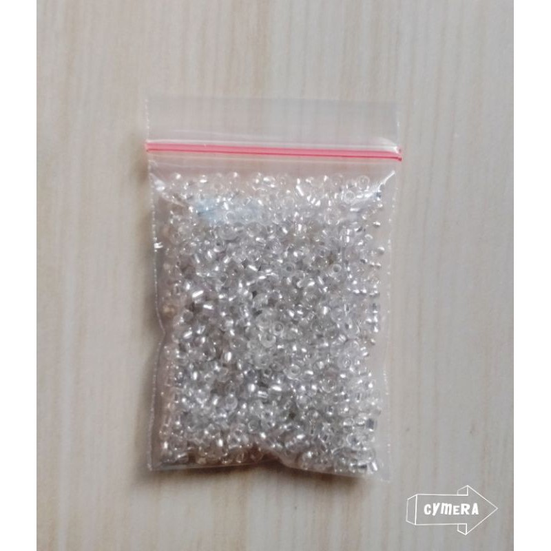 Manik Mote Payet Pasir Ukuran 11/0 - 2MM Perak  10 gram