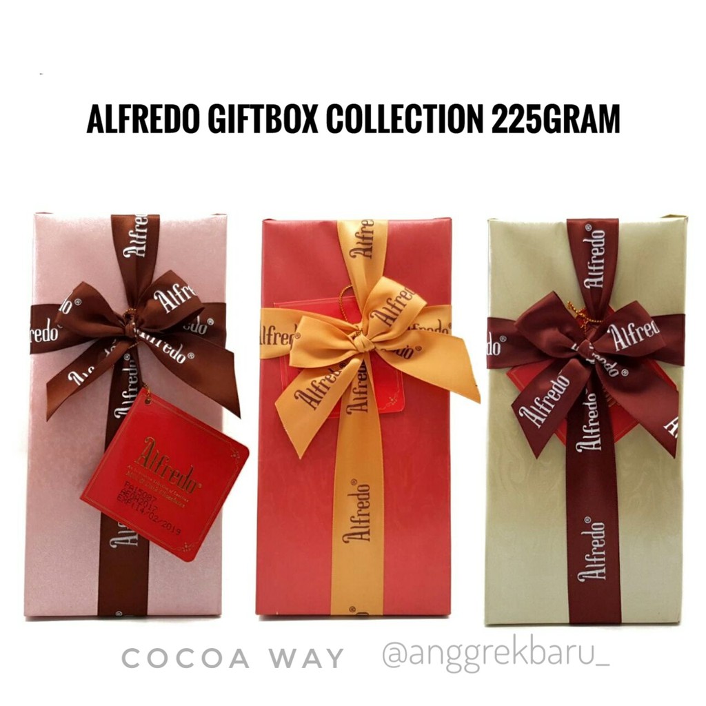 

Cokelat Alfredo Ribbon Box 225gr / Coklat Alfredo Kotak Pita