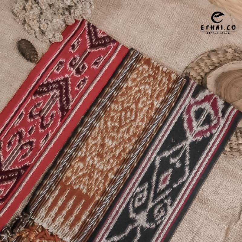 Syal Tenun Kasar Selendang Motif Etnik-1
