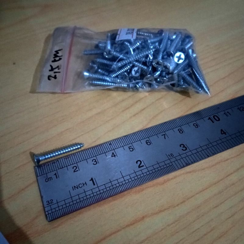 Sekrup 2,5 cm