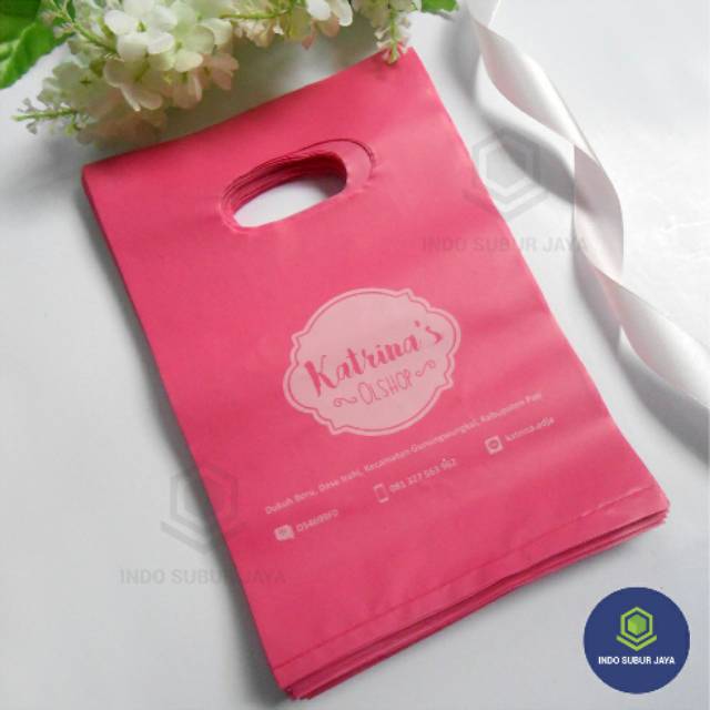 

Sablon Plastik (Plastik Plong Ukuran 15 cm X 22 cm)