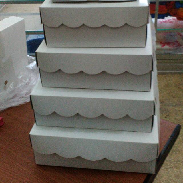 

[100pc] Box R10K Duplex Putih / Motif Dus Kotak Nasi Hantaran Berkat