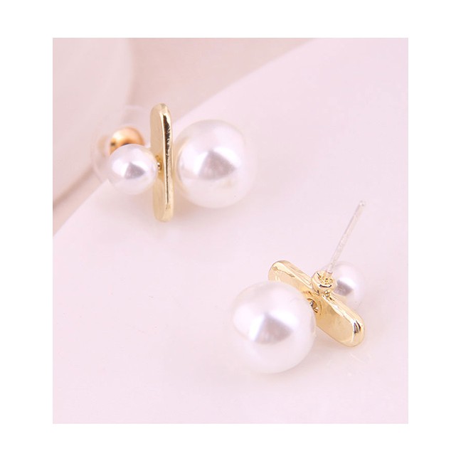 LRC Anting Tusuk Fashion Gold 925 Silver Pin Size Pearl Earrings A58740