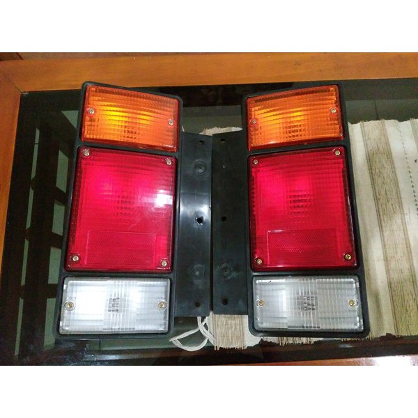 Stoplamp Lampu Belakang Isuzu Elf Original Murah