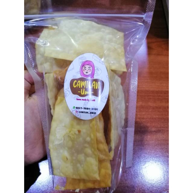 

Keripik pangsit 200 gr / keripik bawang renyah