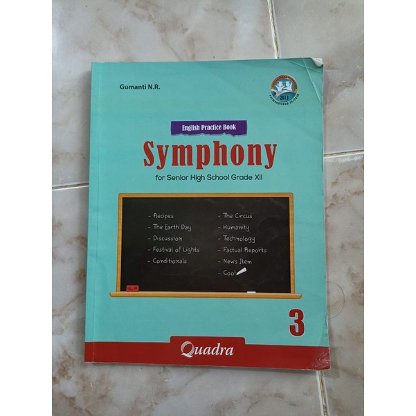 buku kimia quadra kelas 11 dan buku symphony bahasa Inggris kelas 12