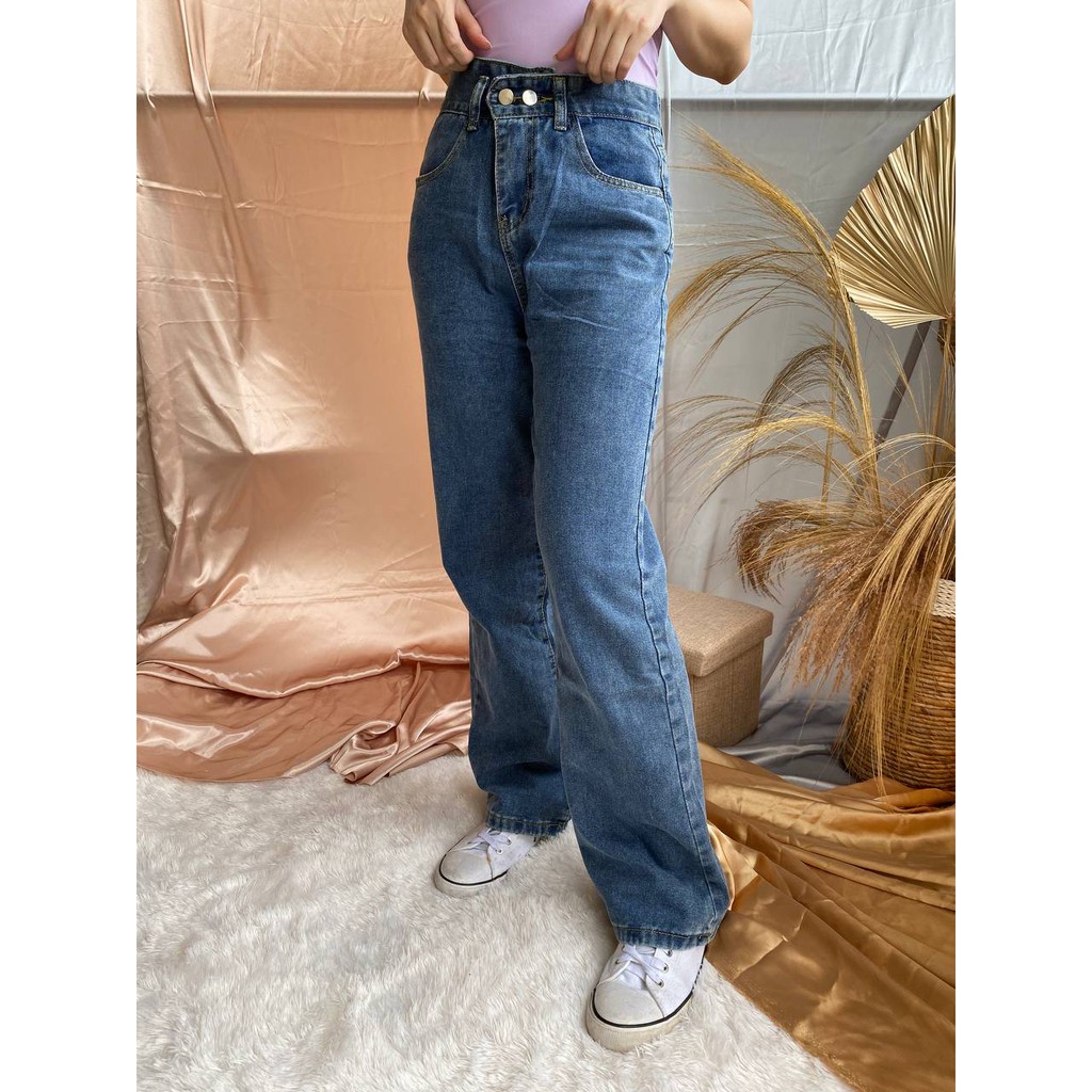  Celana  Panjang  Jeans Straight Jeans Highwaist Baggy Jeans 