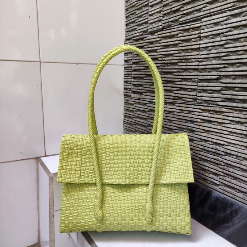 TAS JALI ANYAMAN BALI TOTE PREMIUM SIZE M