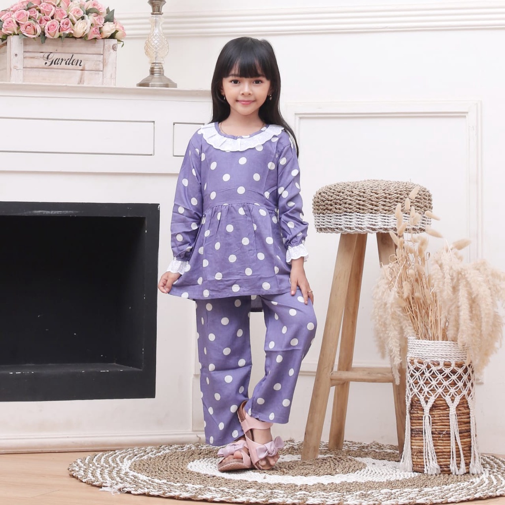 SETELAN ANAK PEREMPUAN MOTIF POLKADOT/ONE SET ANAK PEREMPUAN MOTIF POLKADOT