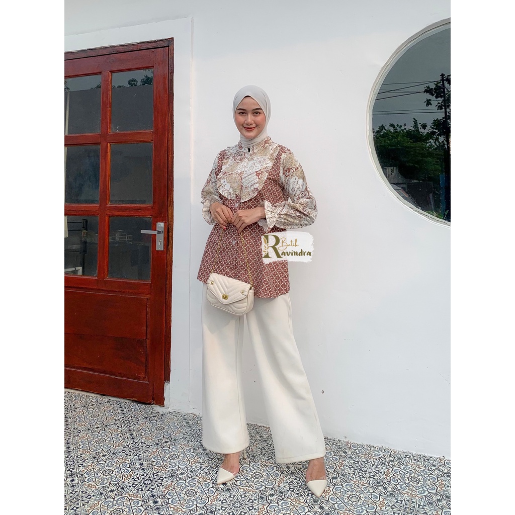Blouse Batik Mega Mendung