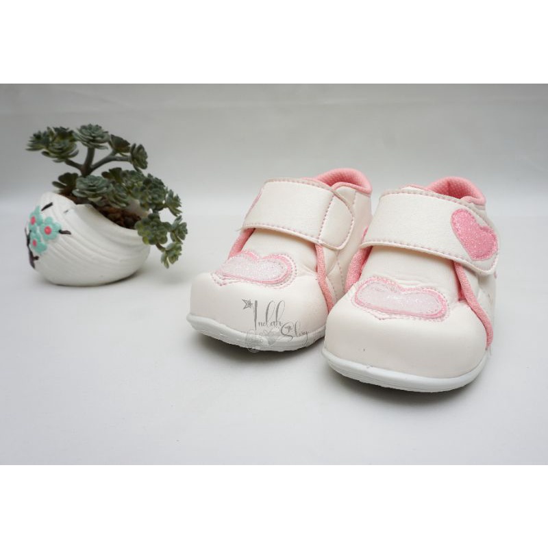 SEPATU ANAK PEREMPUAN SEPATU ANAK LOVE SEPATU BOOTS ANAK PEREMPUAN